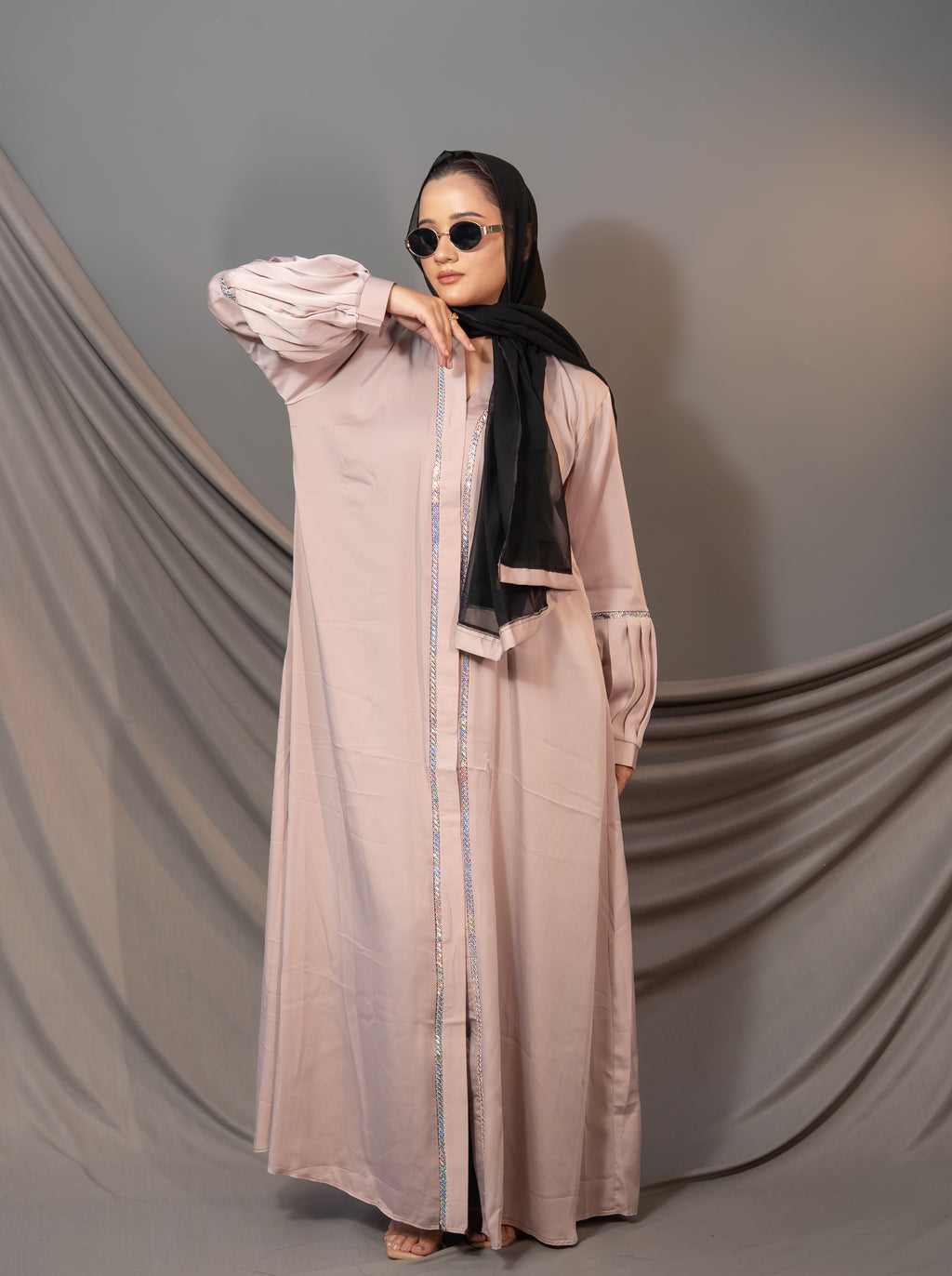Rosé Lumière Abaya – Embellished Border & Pleated Sleeve Detail