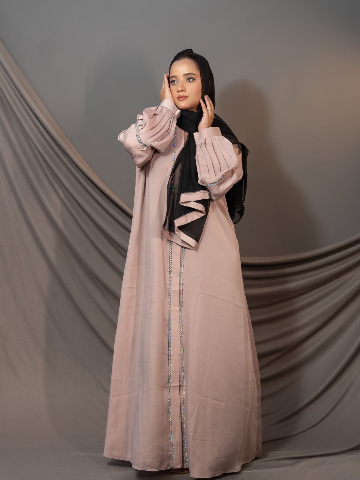 Rosé Lumière Abaya – Embellished Border & Pleated Sleeve Detail