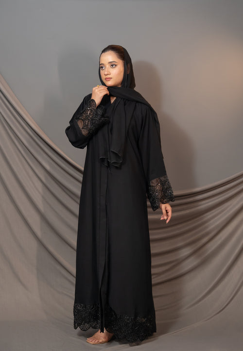 Amara Noir Abaya – Lace Embellished Cuff & Hem Detail