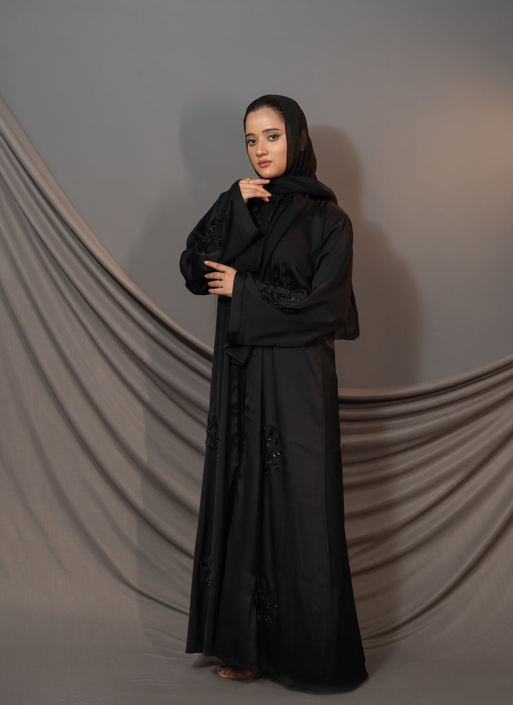 Elara Bloom Abaya – Black Embroidered Sleeve Detail