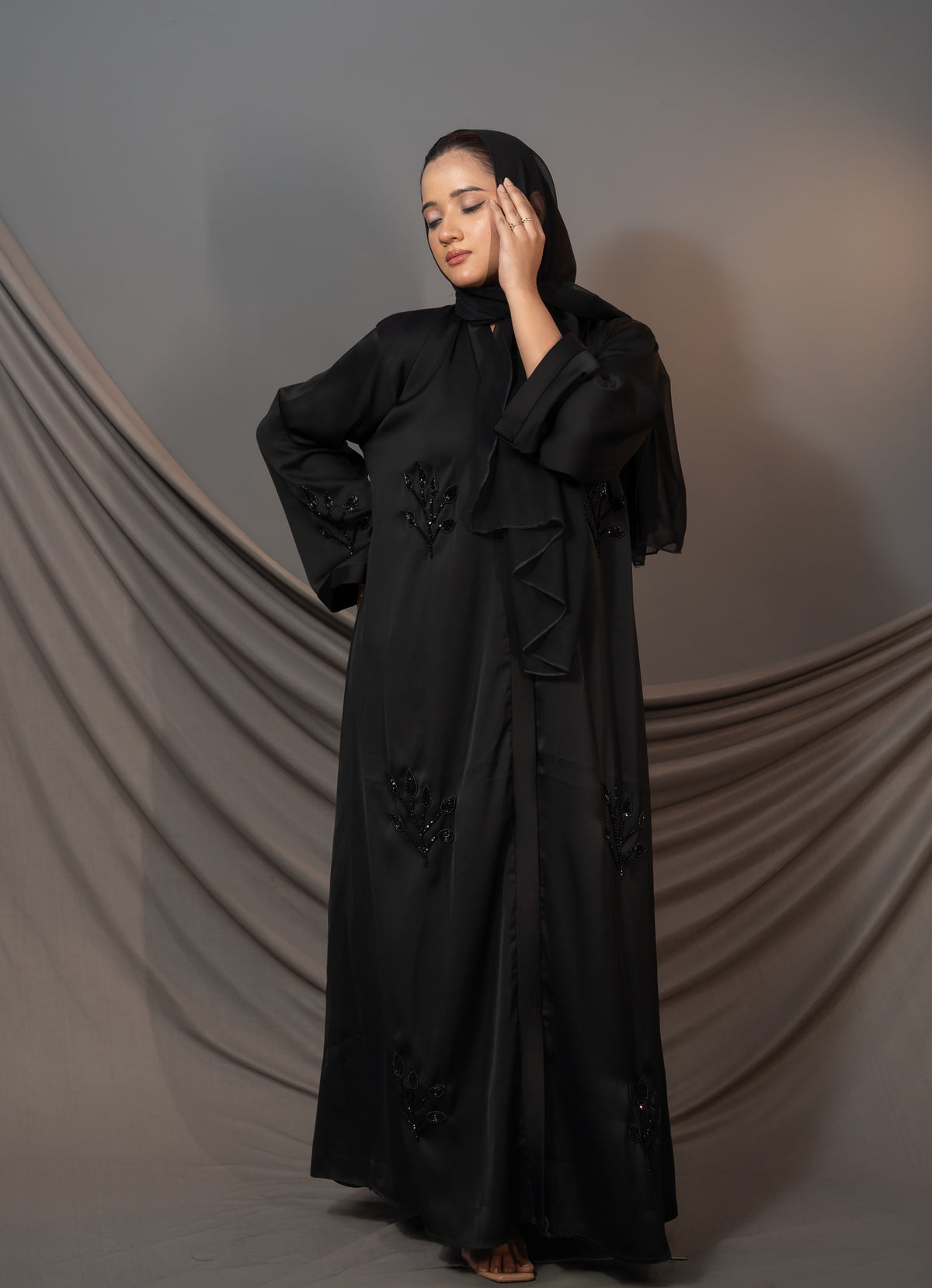 Elara Bloom Abaya – Black Embroidered Sleeve Detail