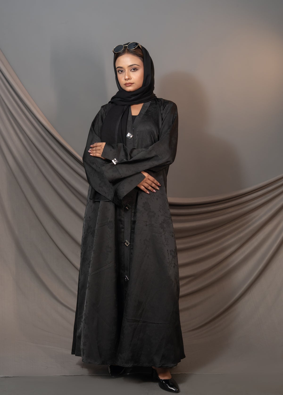 Bloom Abaya – Black Floral Textured Button Detail